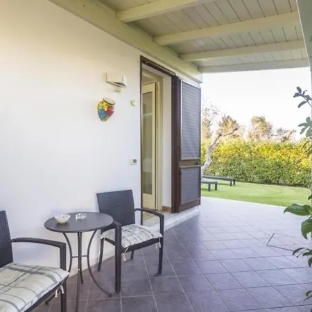 住宿加早餐酒店 Masseria Un Posto Al Sole 奥特朗托