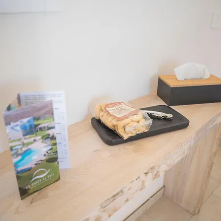 Masseria Un Posto Al Sole 住宿加早餐酒店