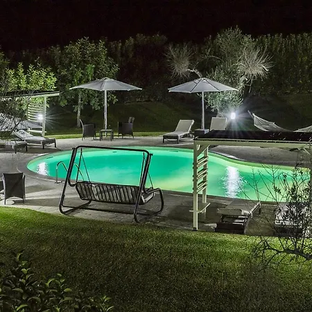 Masseria Un Posto Al Sole B&B 4*