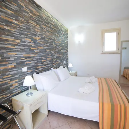 Masseria Un Posto Al Sole Bed & Breakfast Otranto