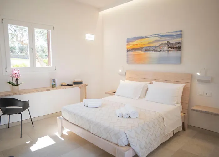 Bed & Breakfast Masseria Un Posto Al Sole 4*